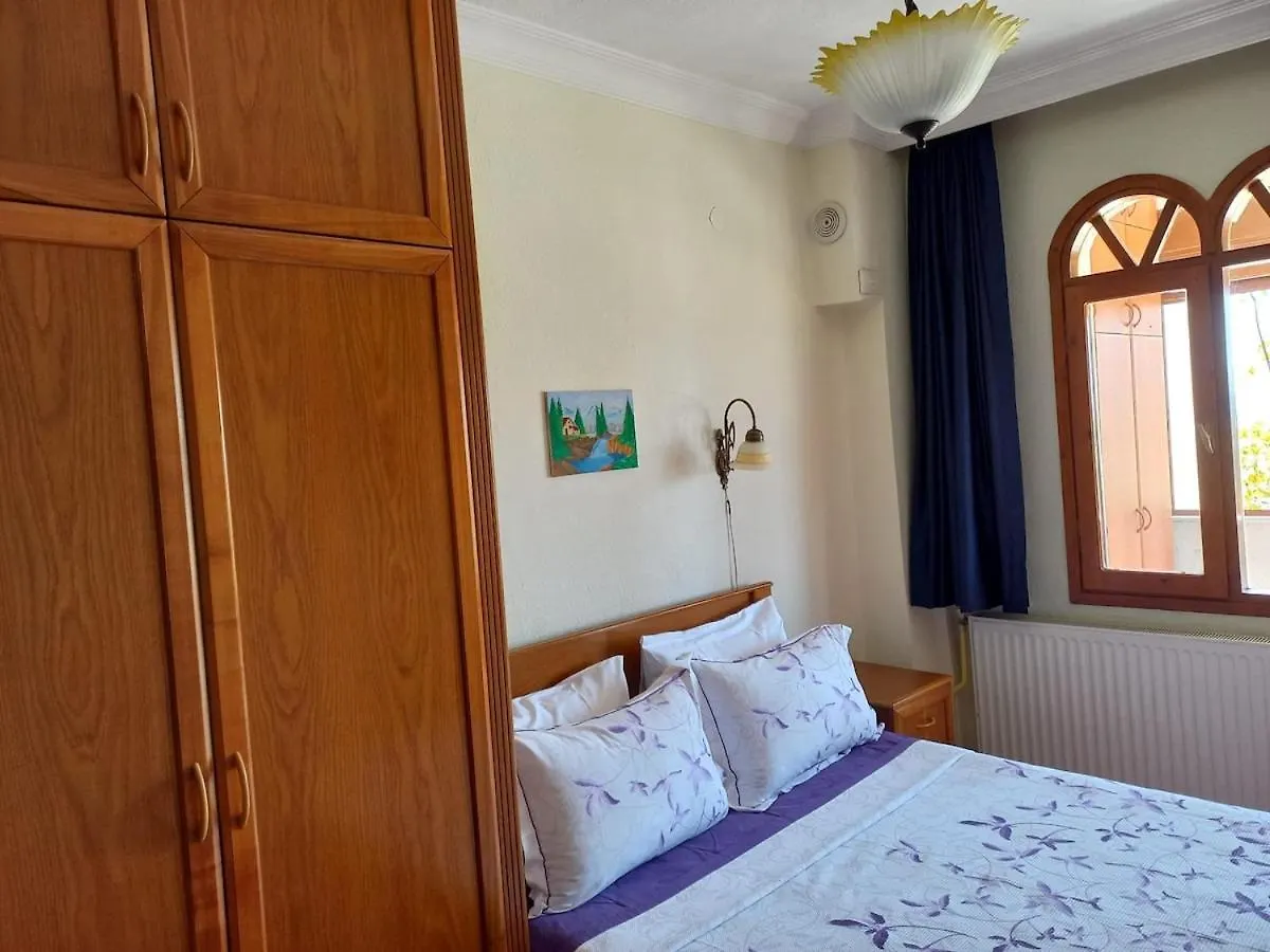 Villa By The Beach With Garden Yenisakran